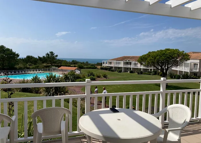 - Vue Mer, Terrasse, Wifi Fibre&piscine, à 2 Pas De L'océan - E101 Appartement Les Sables-dʼOlonne