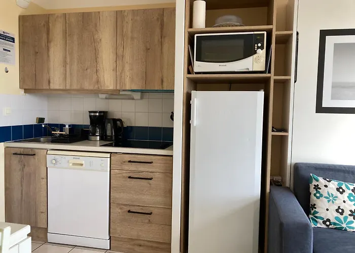 - Vue Mer, Terrasse, Wifi Fibre&piscine, à 2 Pas De L'océan - E101 Appartement